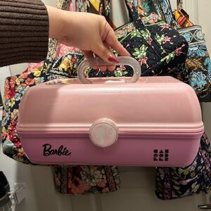 Sparkly pink Barbie Caboodle makeup storage case